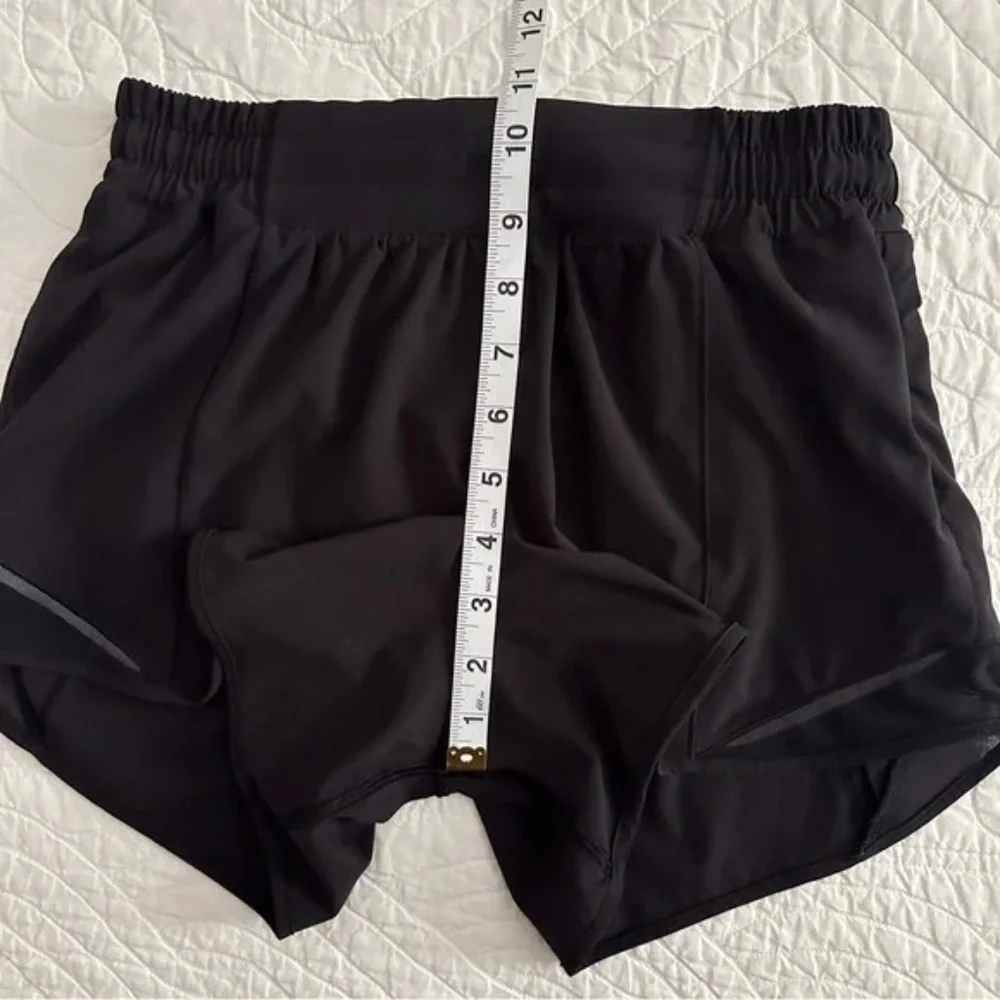 Lululemon Black Women's Hotty Hot Short Long 4” Size 6 W7ARLT - Picture 8 of 15